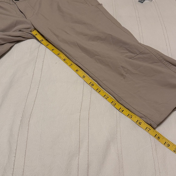 Columbia Women’s Omni-Shield Hiking Capris EUC Size 10 - Picture 5 of 6